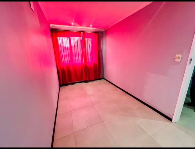 3 BEDROOM HOUSE FOR SALE IN NEWLANDS WEST